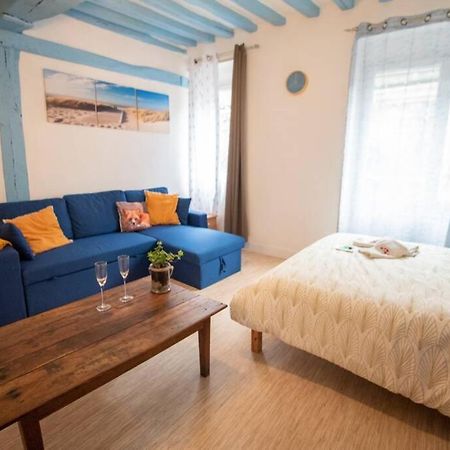 Blue Appartment With A Fireplace Dieppe Eksteriør billede